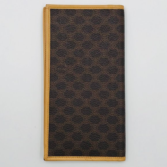 Auth Céline Macadam brown leather bi-fold wallet - Picture 2 of 10